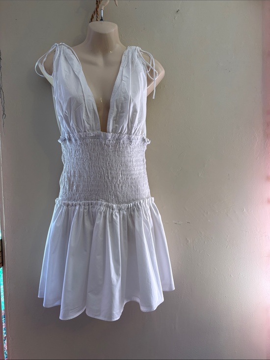 Zara Dresses & Skirts - Zara White Tie-Shoulder Smocked Mini Dress.  Cotton